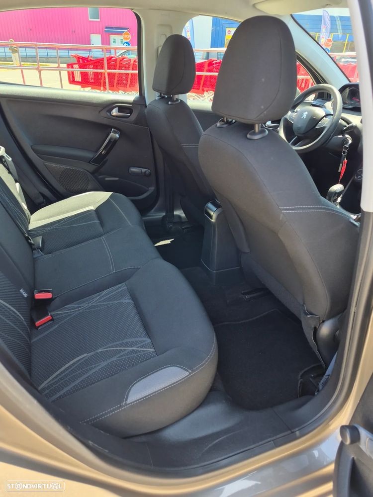Peugeot 208 1.6 e-HDi Active 95g - 19