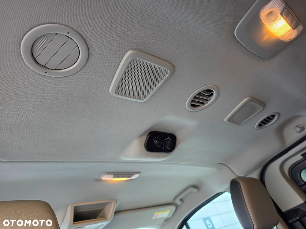 Ford Tourneo Custom 2.0 EcoBlue L1 Titanium SelectShift - 33