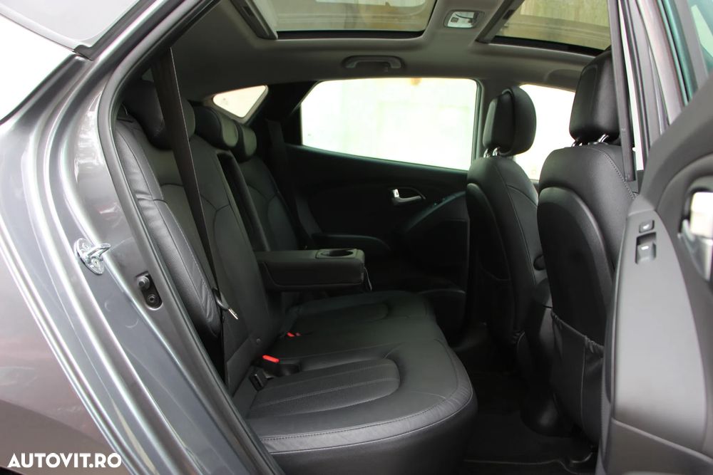 Hyundai ix35 2.0 CRDI 4WD Automatik Style - 9