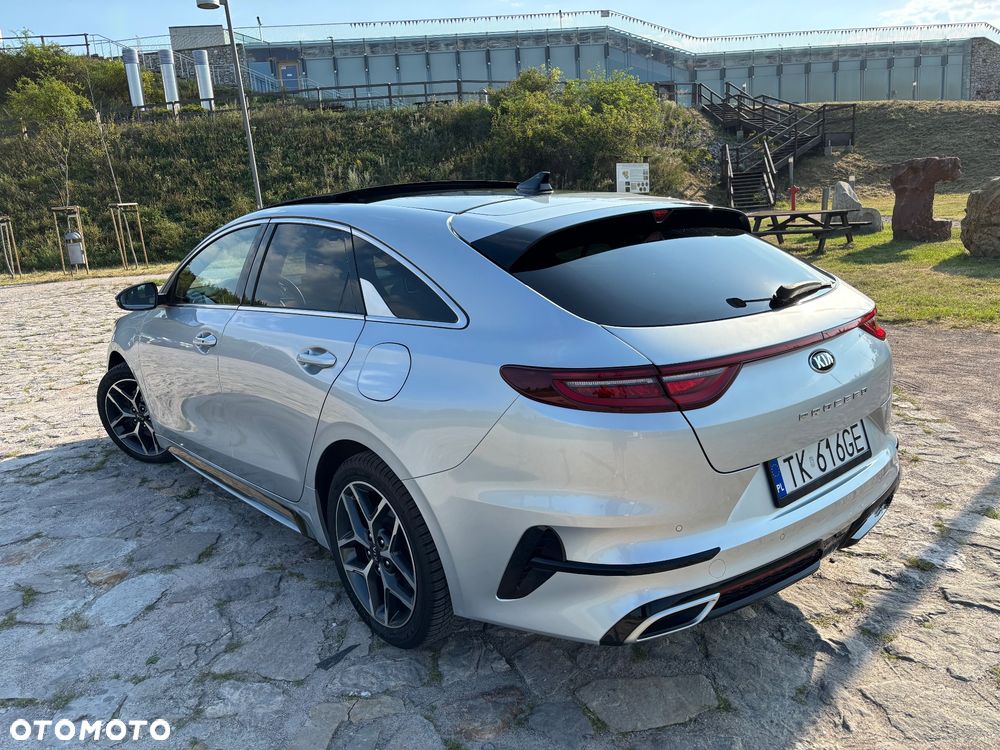 Kia ProCeed 1.6 CRDi DCT7 SCR GT LINE - 11