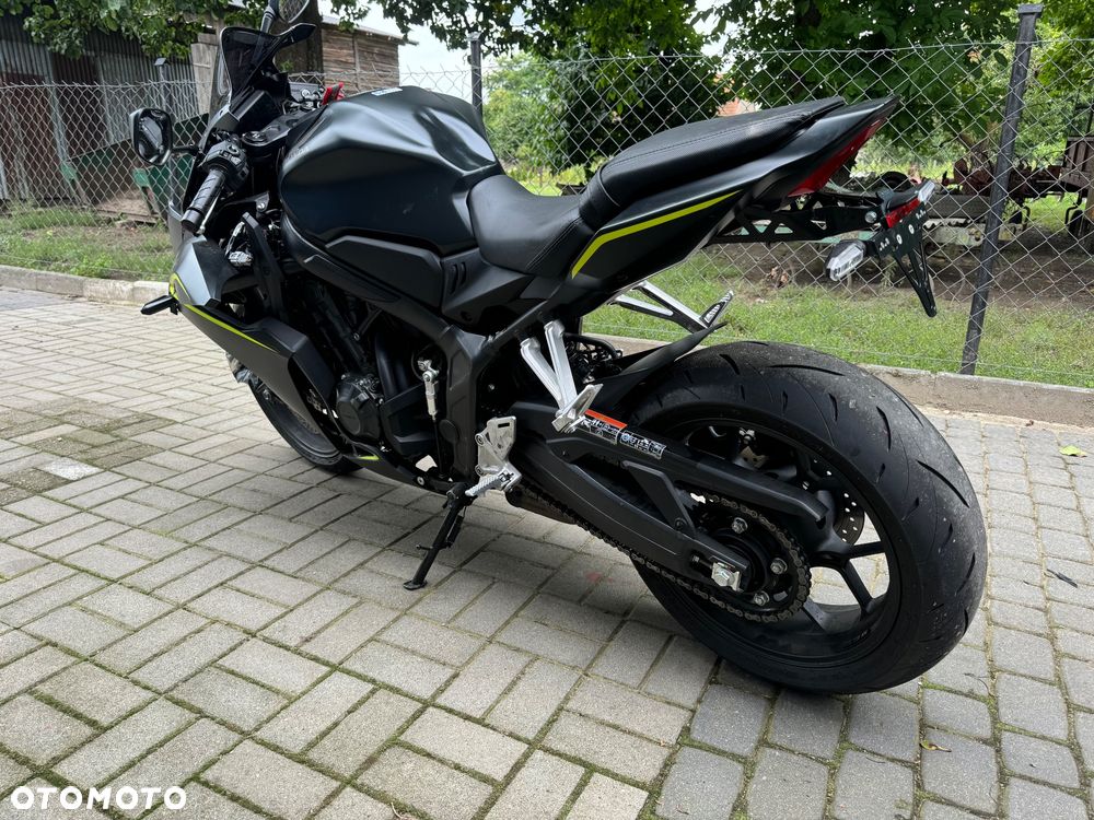 Honda CBR - 3