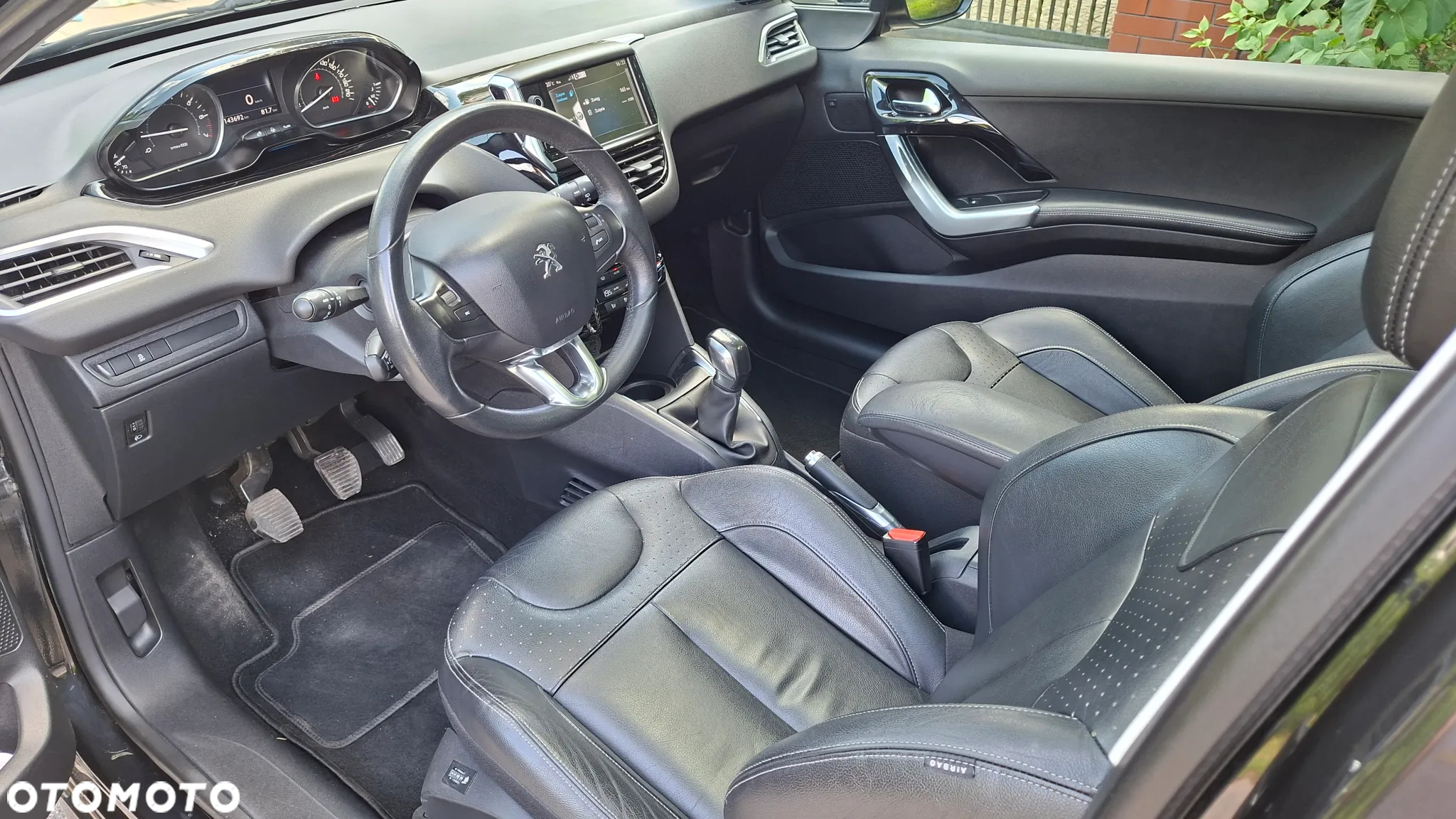 Peugeot 208 1.6 VTi Allure - 12