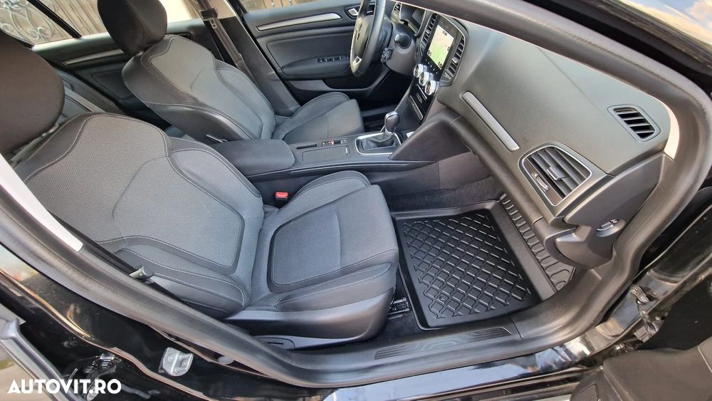 Renault Megane Blue dCi 116 EDC Intens - 8