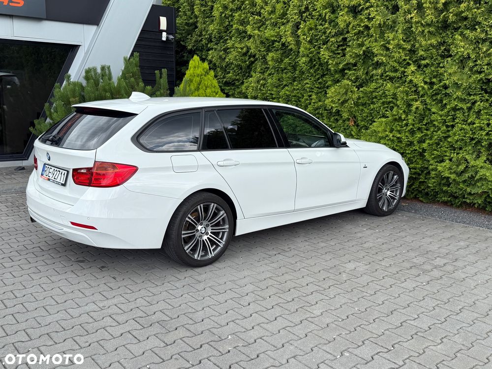 BMW Seria 3 318d Modern Line - 16