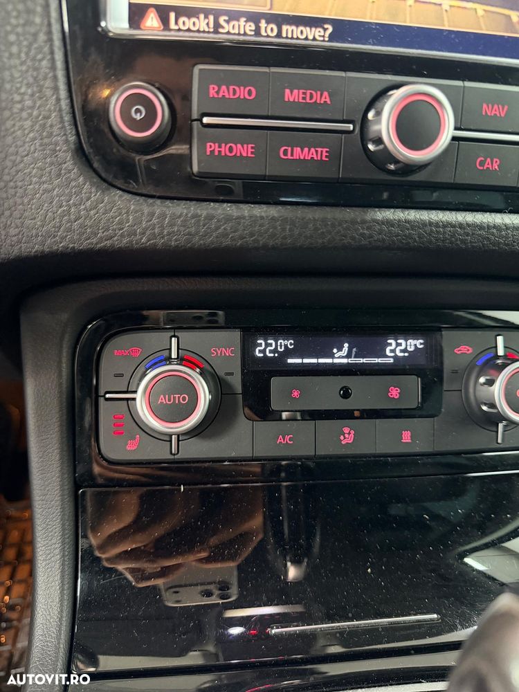 Volkswagen Touareg 3.0 V6 TDI BMT - 13