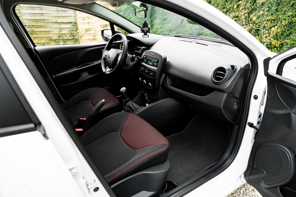 Renault Clio 1.2 16V Authentique - 21