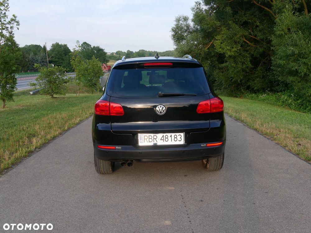 Volkswagen Tiguan 2.0 TDI DPF 4Motion BlueMotion Technology DSG Lounge Track & Style - 3