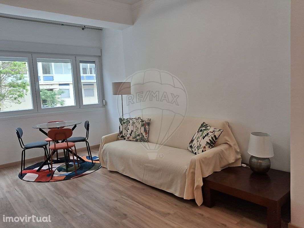 Apartamento T1 para arrendamento - Grande imagem: 2/9