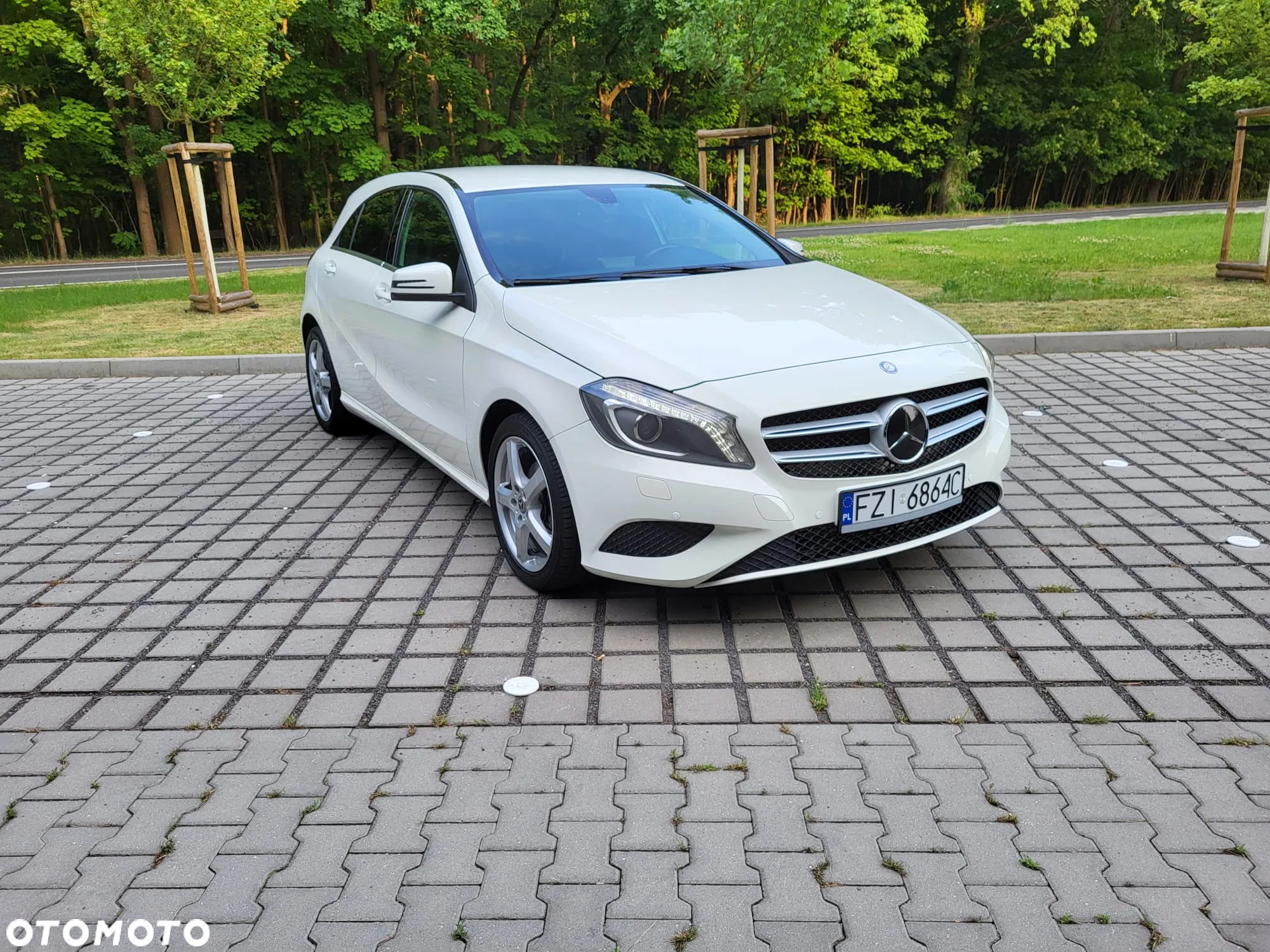 Mercedes-Benz Klasa A 180 CDI (BlueEFFICIENCY) - 2