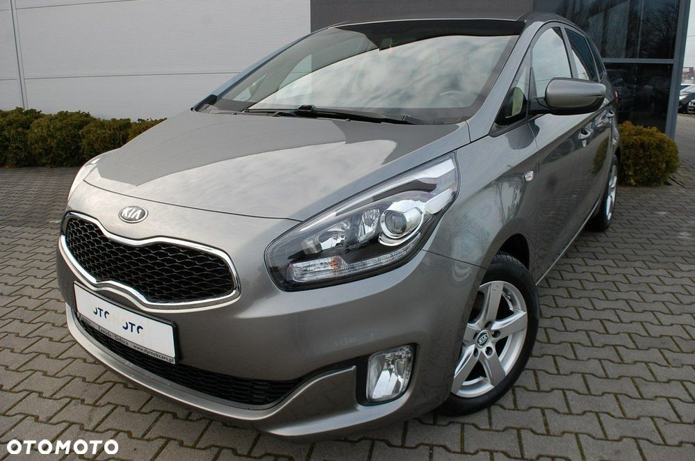 Kia Carens - 2