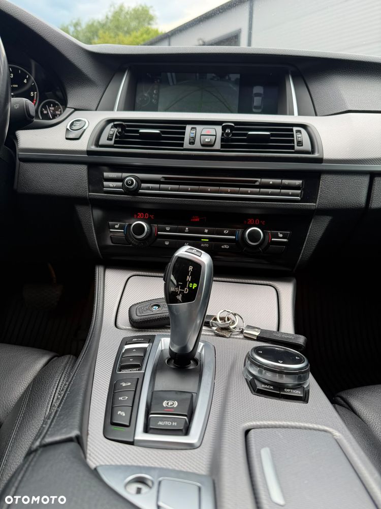 BMW Seria 5 520d xDrive Luxury Line - 6