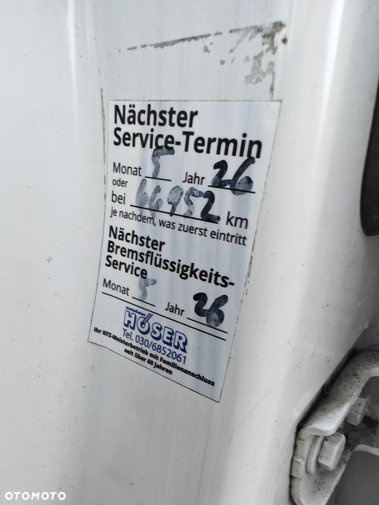 Peugeot 2008 PureTech 110 GPF Stop&Start EAT6 Allure - 24