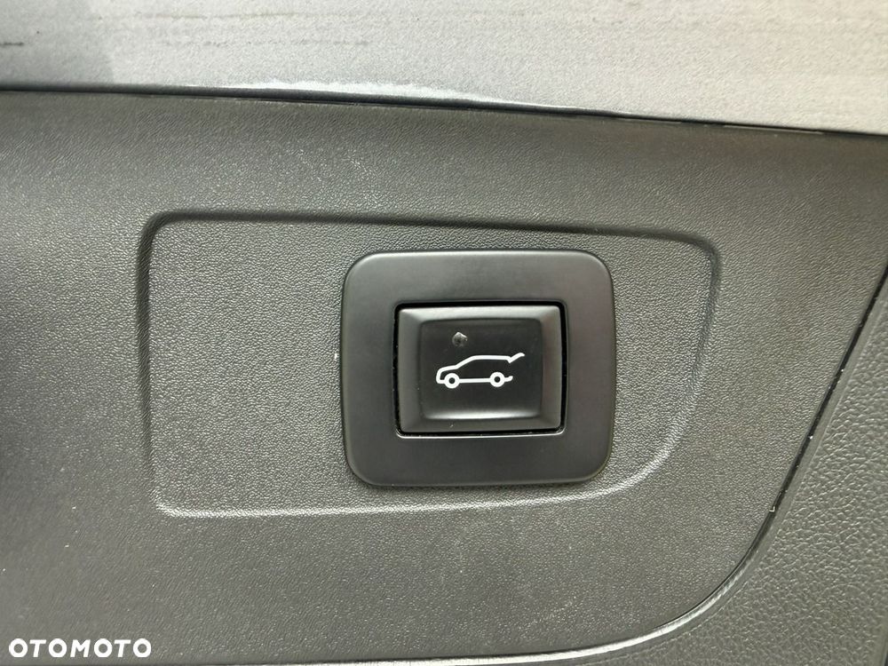 Opel Insignia - 29
