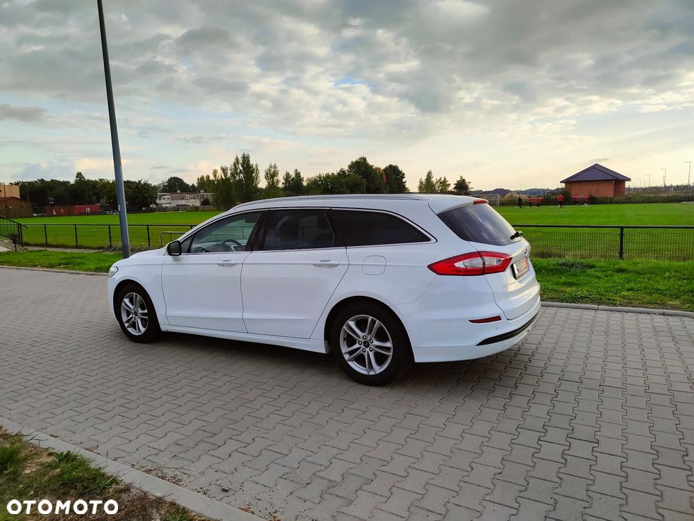 Ford Mondeo 2.0 TDCi Ambiente Plus - 4