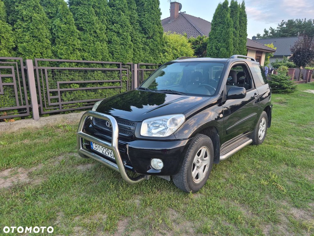 Toyota RAV4 1.8 VVT-i Terra 2WD - 1
