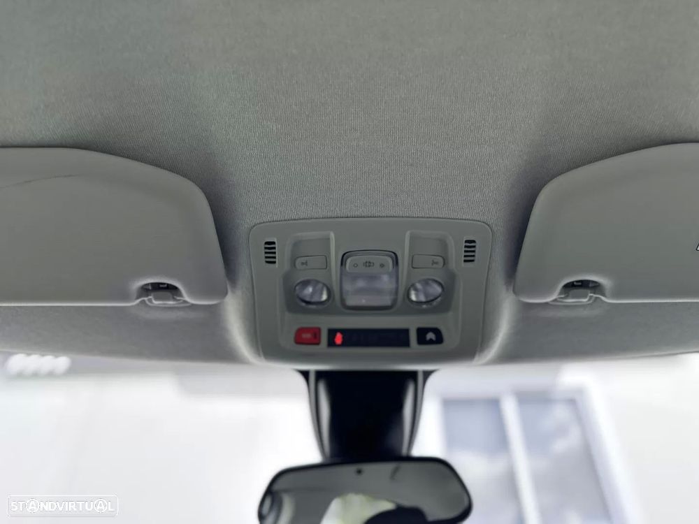 Citroën C3 1.2 PureTech Feel - 28