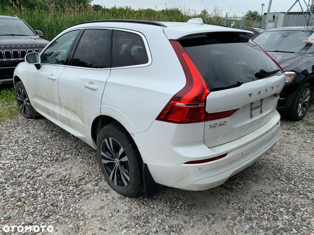 Volvo XC 60 B6 B AWD Geartronic Inscription - 4