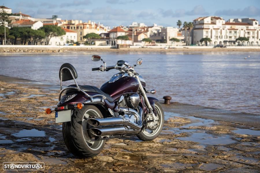 Suzuki Intruder - 5