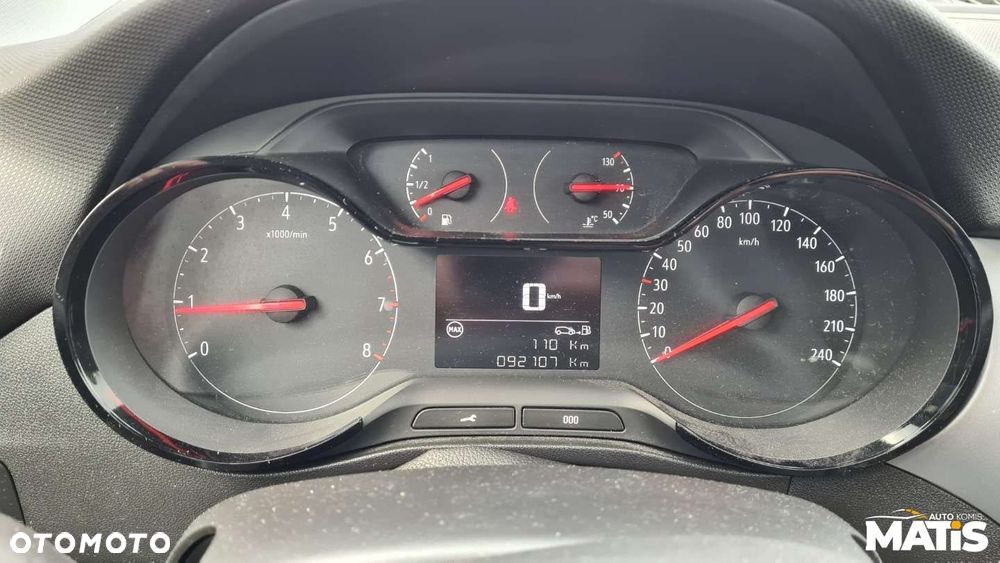 Opel Crossland X - 13