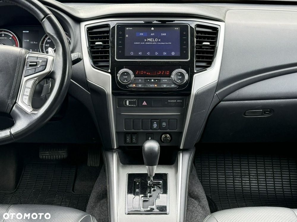 Mitsubishi L200 2.2 d DC Instyle Plus - 25