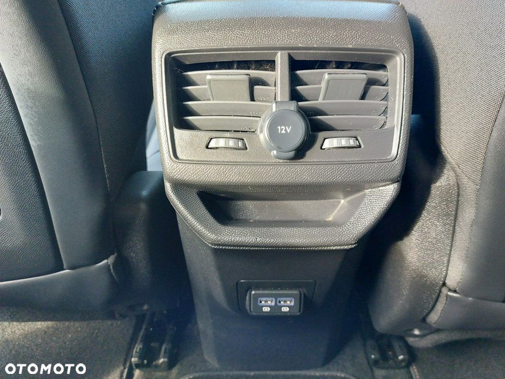 Peugeot 3008 - 21