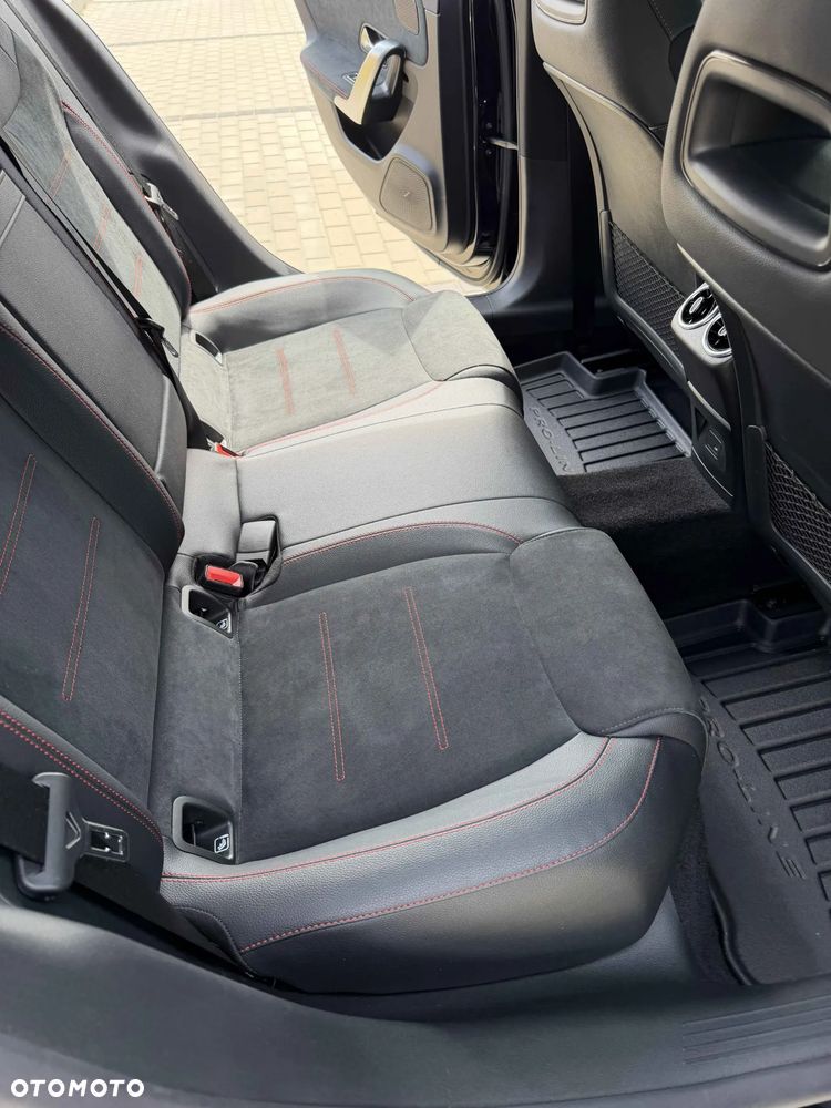 Mercedes-Benz CLA 250 4-Matic AMG Line 7G-DCT - 20