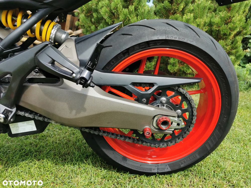 Ducati Monster - 24