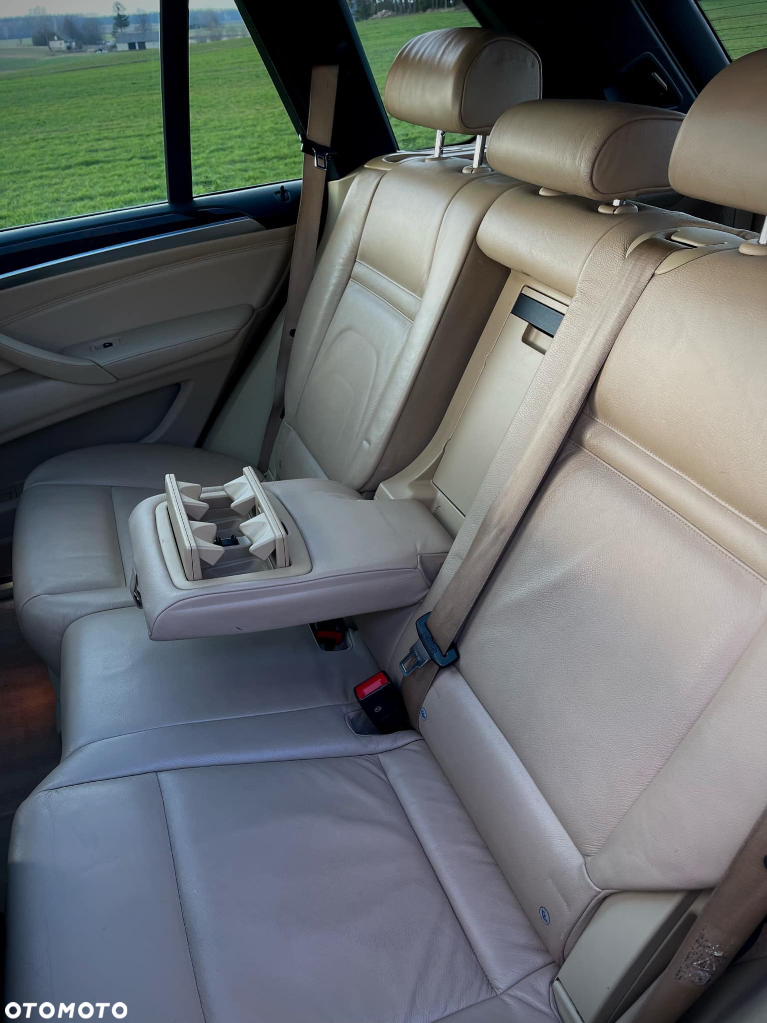 BMW X5 4.8i xDrive - 8