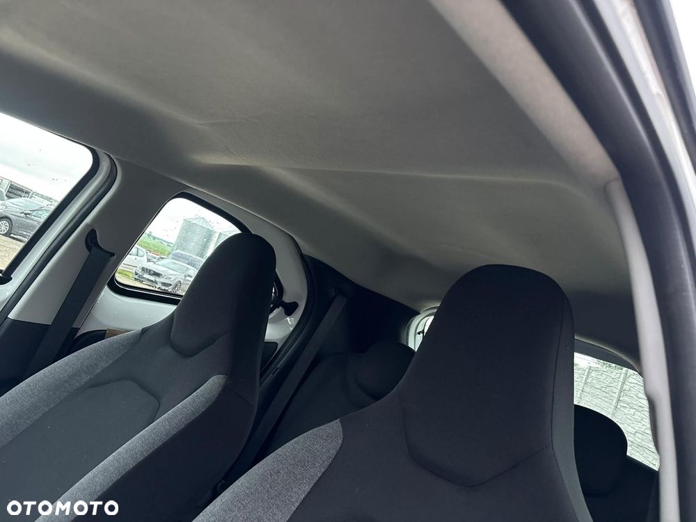 Toyota Aygo X Limited - 28