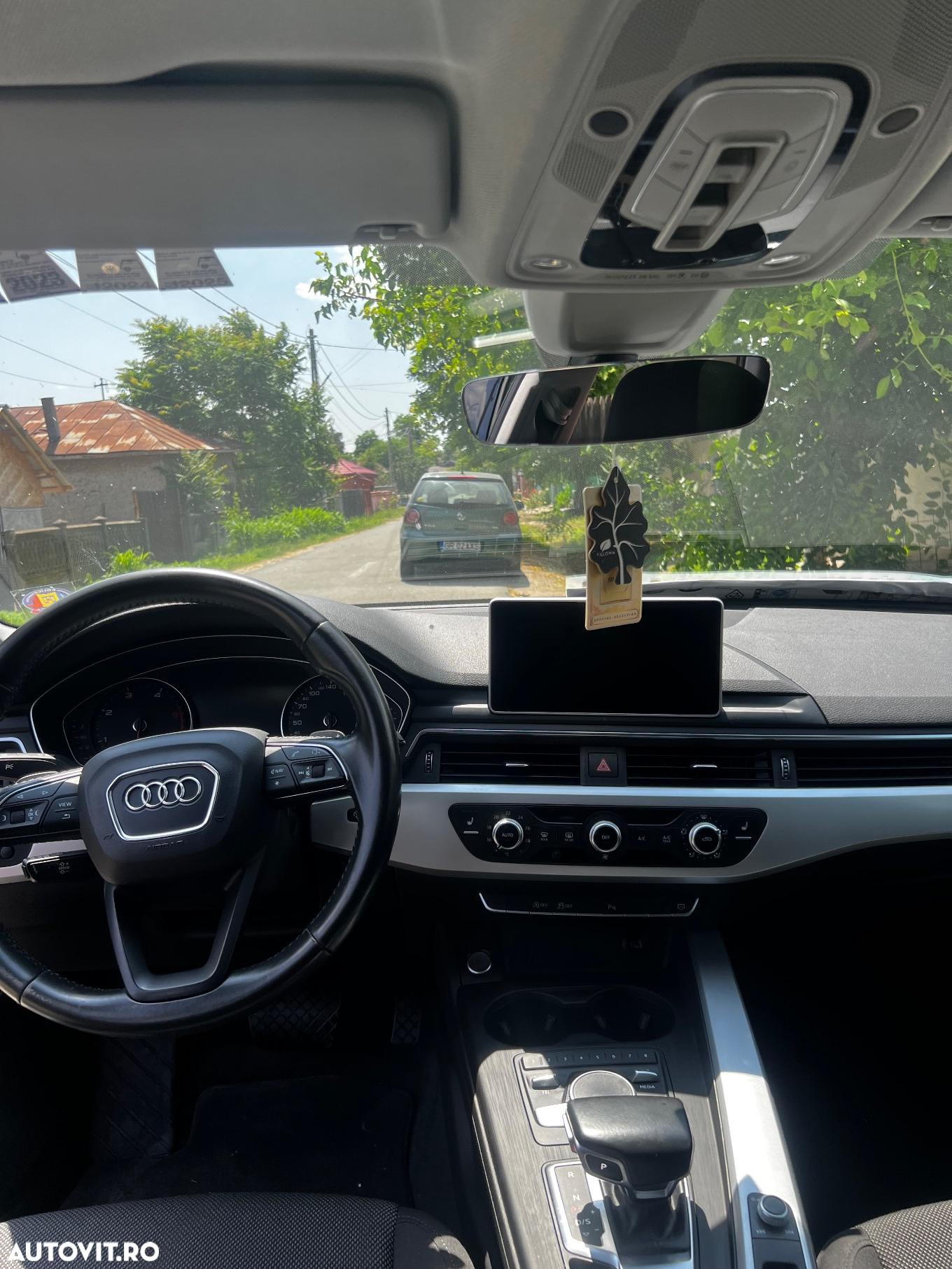 Audi A4 2.0 TDI S tronic - 9
