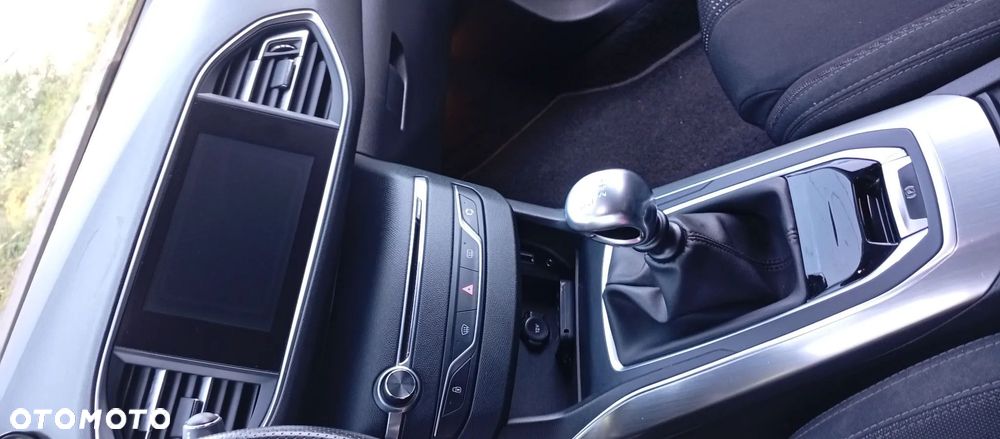 Peugeot 308 2.0 Blue HDi Allure S&S - 8