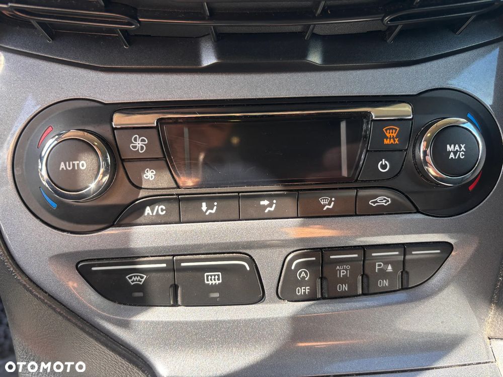 Ford Focus 1.6 EcoBoost Titanium - 14