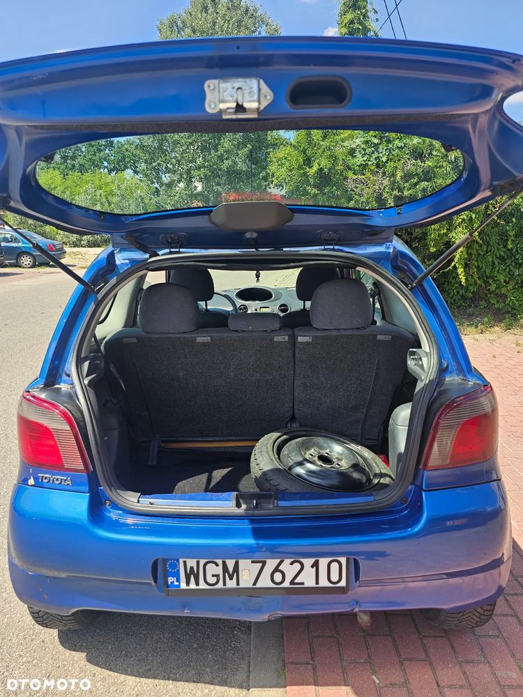 Toyota Yaris 1.0 Luna - 12
