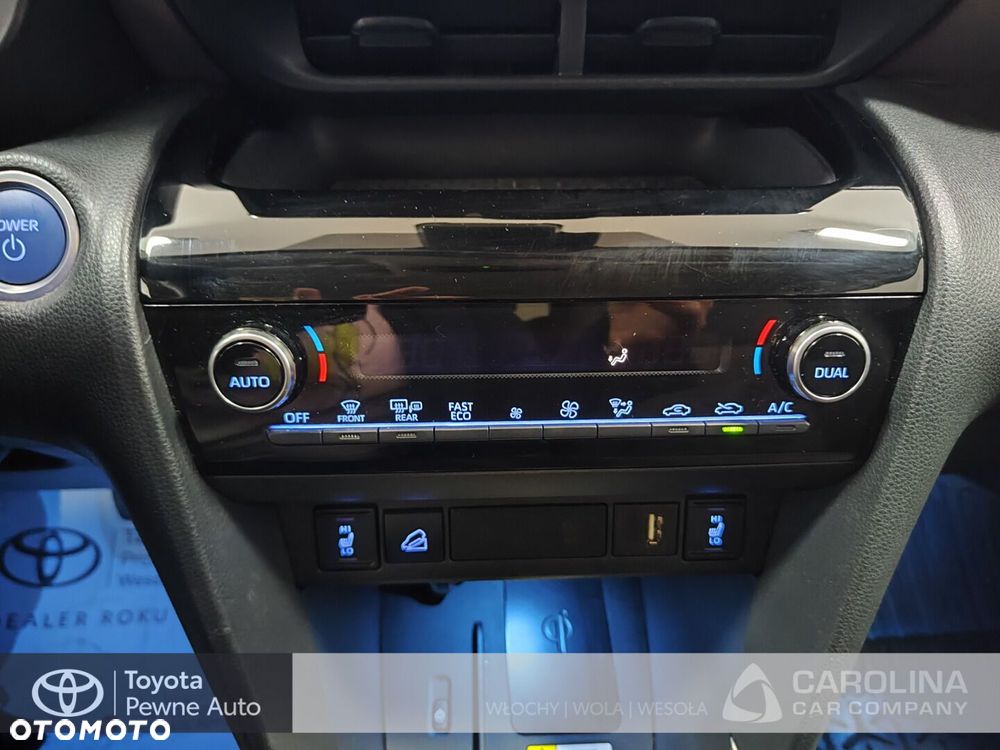 Toyota Yaris Cross - 12