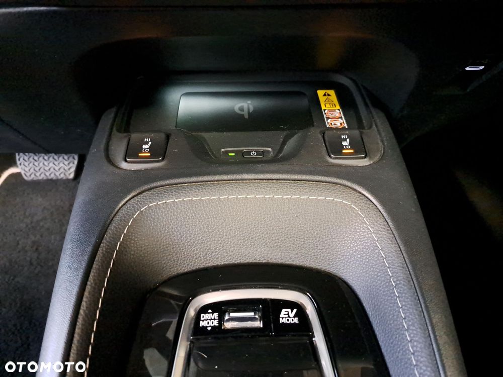 Toyota Corolla 1.8 Hybrid Style - 26