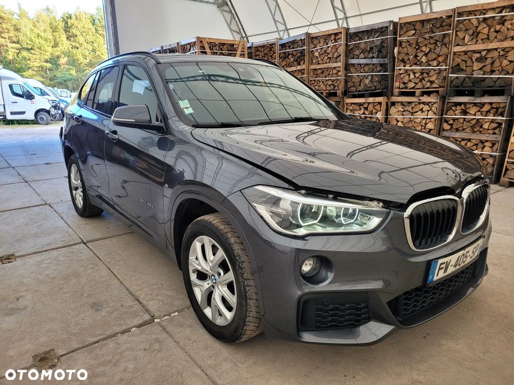 BMW X1 xDrive25d Sport Line - 3