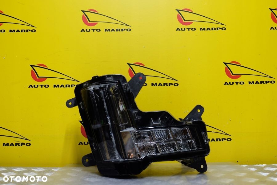 CADILLAC ESCALADE 2015- HALOGEN LAMPA LED DRL PRAWA - 2