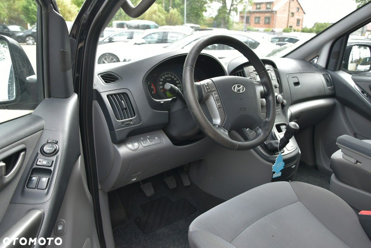 Hyundai H-1 2.5 CRDi Travel Comfort - 15