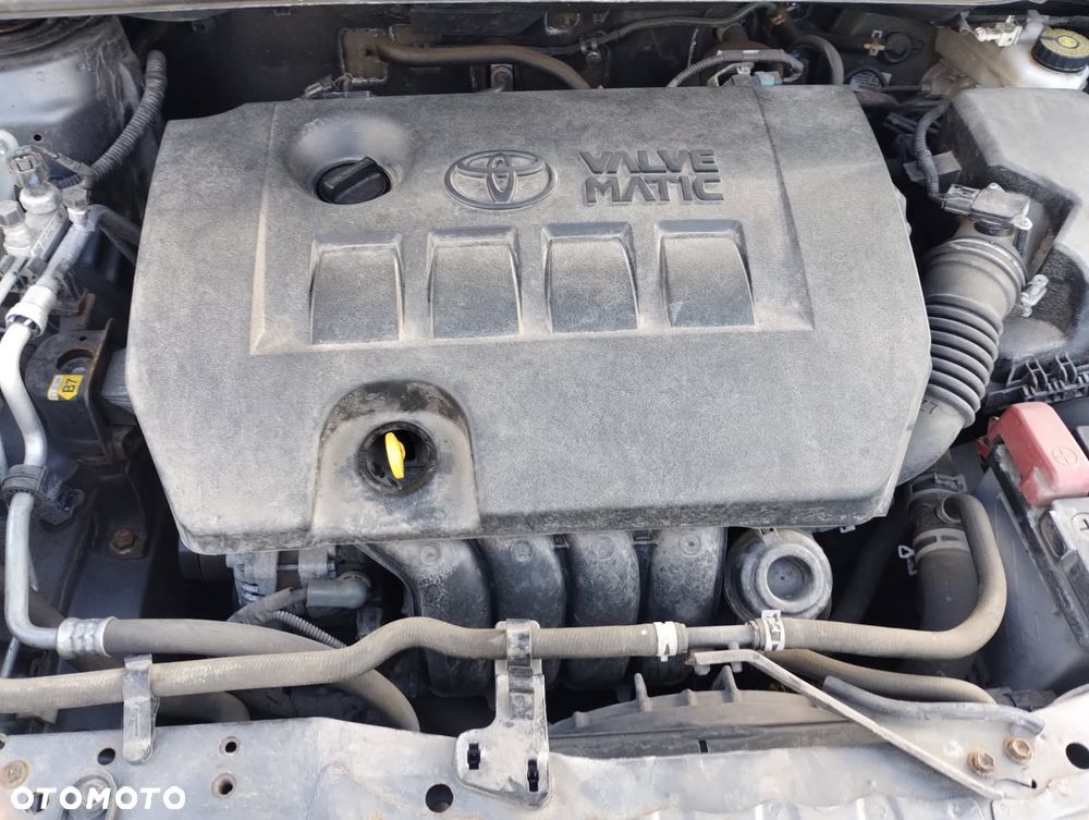 Toyota Corolla 1.6 Comfort - 16
