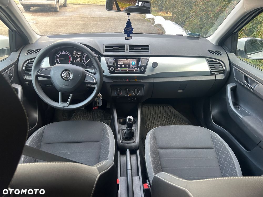 Skoda Fabia - 6
