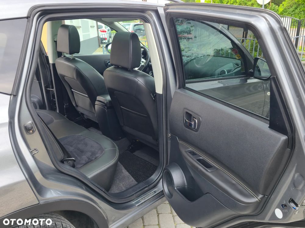 Nissan Qashqai 1.6 360 - 23