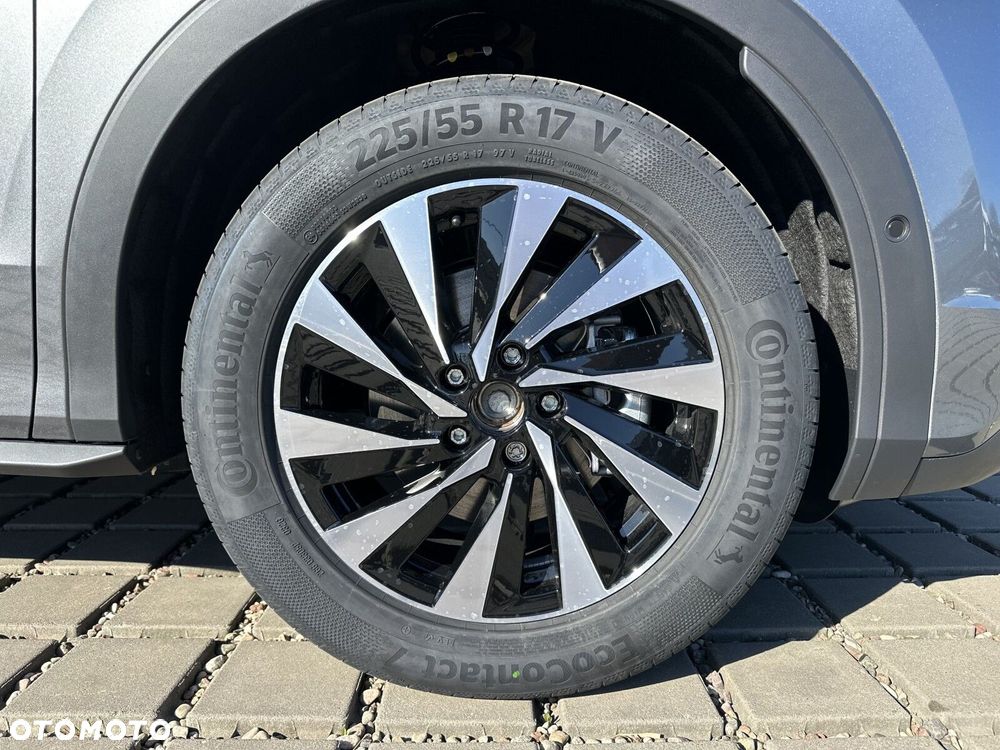 Volkswagen T-Roc - 18