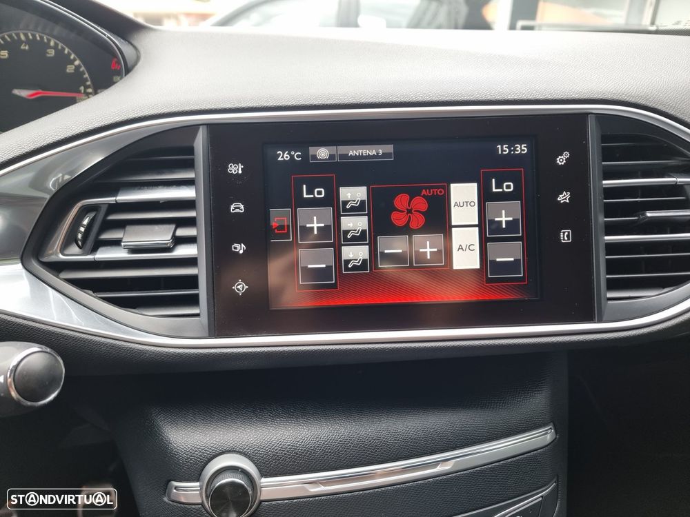 Peugeot 308 1.2 PureTech GT Line - 9
