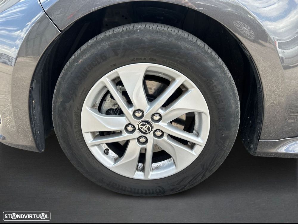 Toyota Yaris - 10