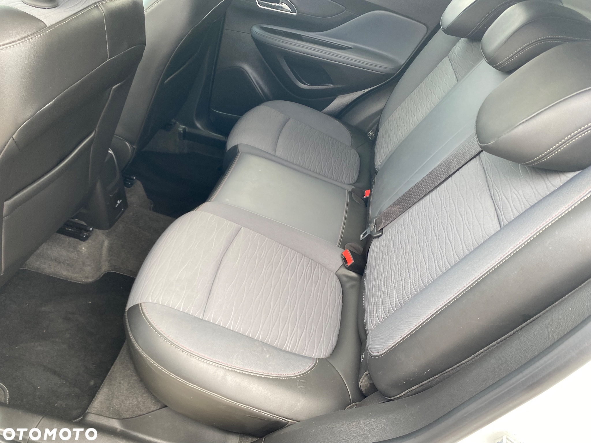 Opel Mokka 1.4 T Cosmo S&S 4x4 - 27