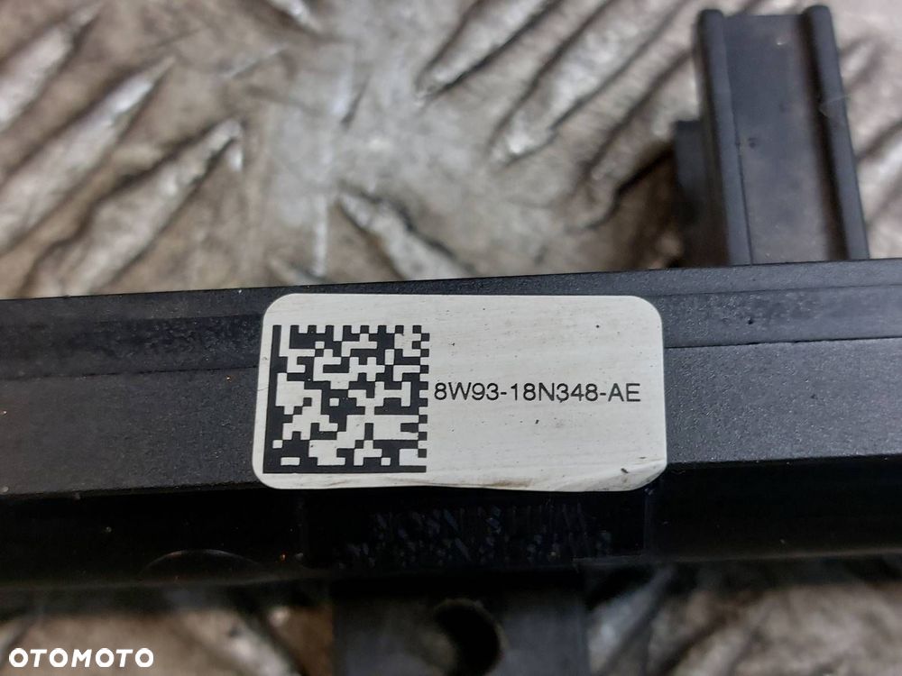 KRÓCIEC WODY JAGUAR XF X250 5.0 V8 8W93-18N348-AE 8W93-18N348-AC - 2