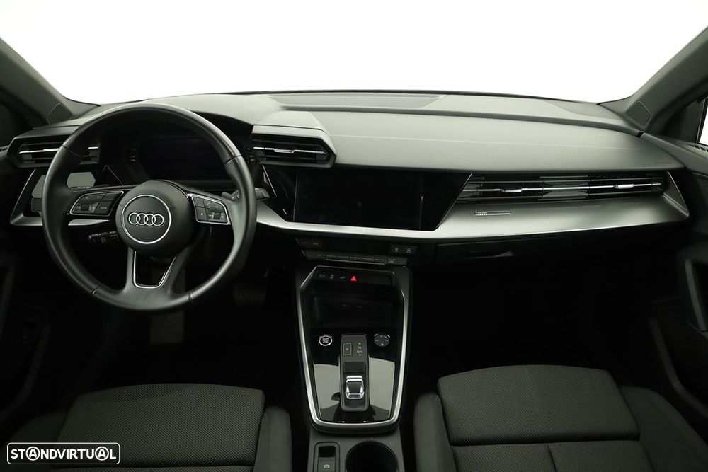 Audi A3 Sportback 45 TFSIe S line - 9