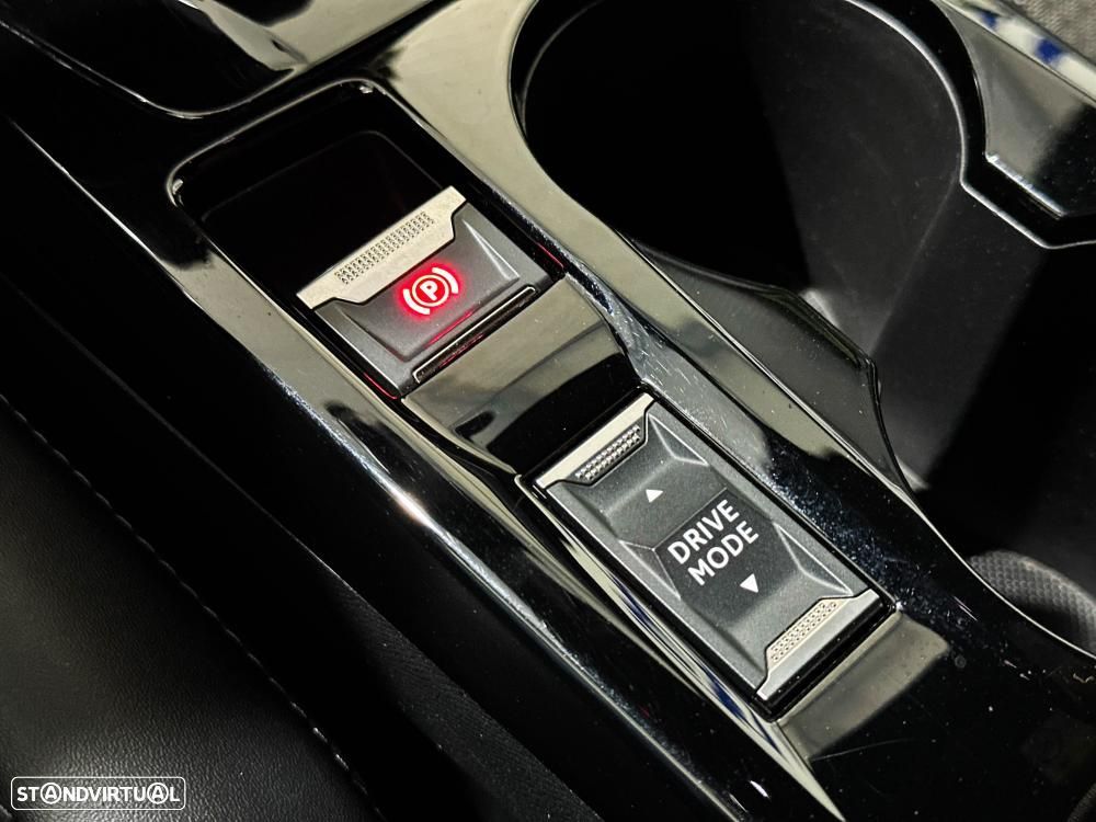 Peugeot e-208 50 kWh GT Pack - 44