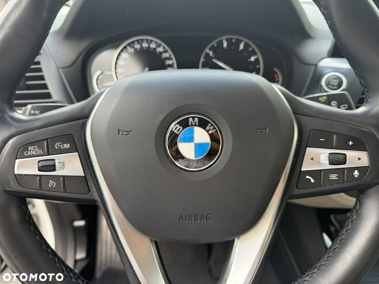 BMW X3 xDrive20d xLine - 30