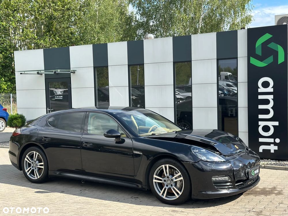 Porsche Panamera 4S - 1